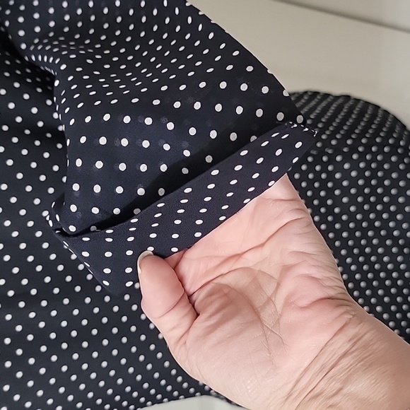 apostrophe size 4 Navy Blue White Polkadot LS Blouse - Picture 5 of 11